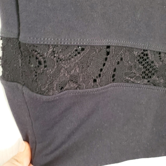 𝅺DAVID Lerner Black Stretchy Pencil Lace Detail Skirt - Picture 2 of 11